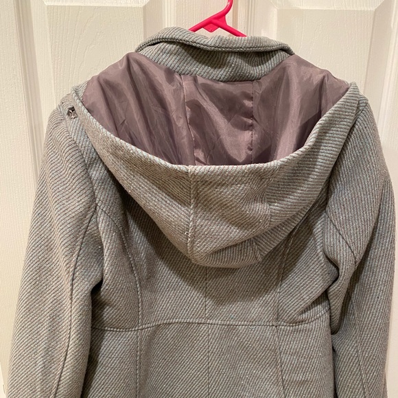 Coat - Picture 2 of 4